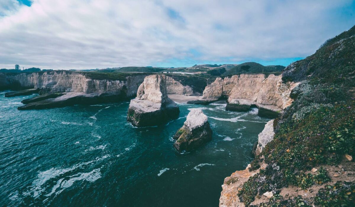 Illustration - Bruxisme : mâchoire serrée, nuque tendue, fatigue au réveil