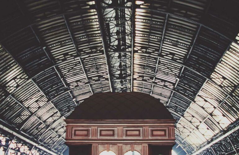 Névralgie d’Arnold : maux de tête qui partent de la nuque